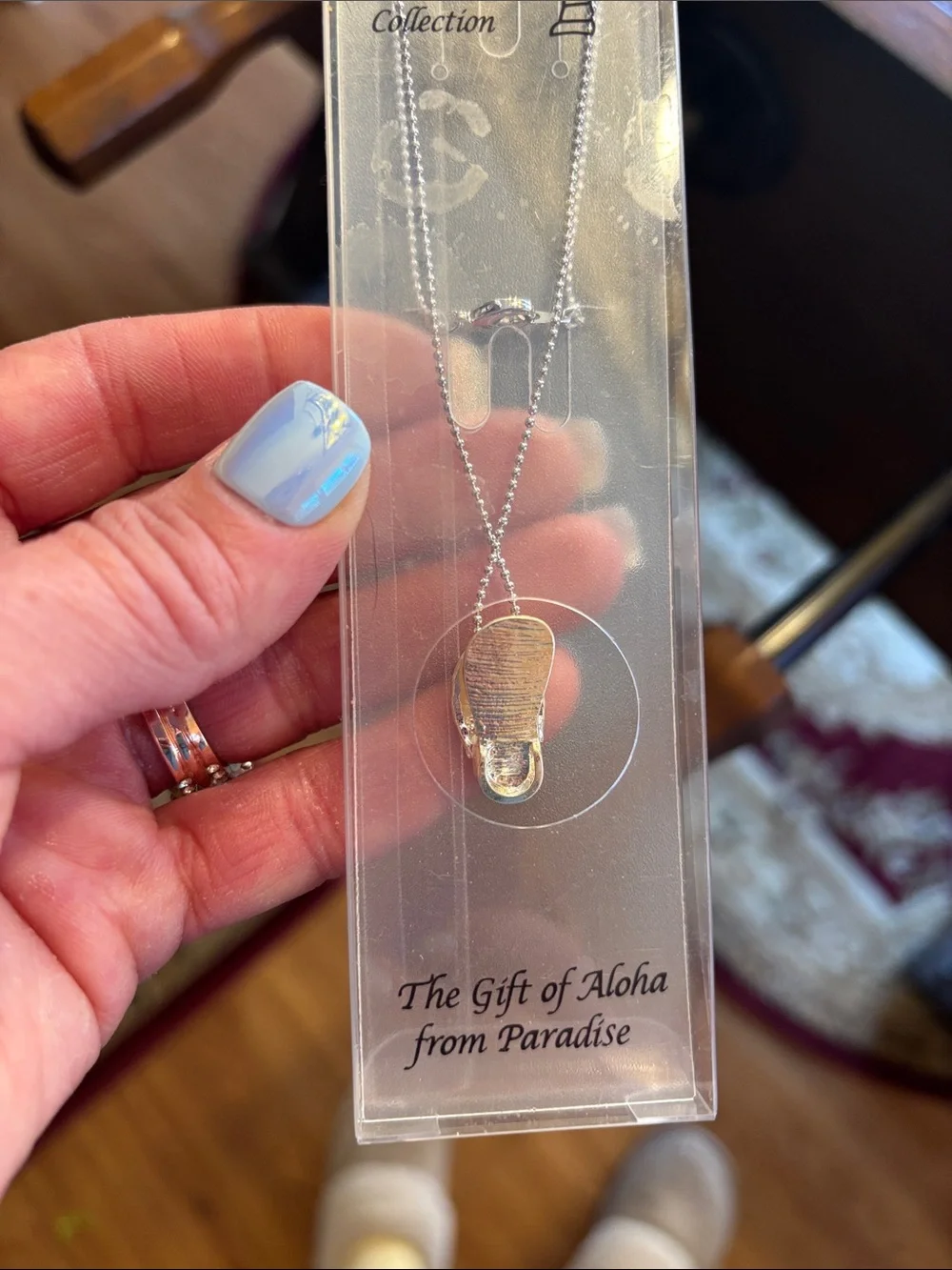 NWT Island Treasures Silver Tone Multicolor Flip Flop Pendant Necklace